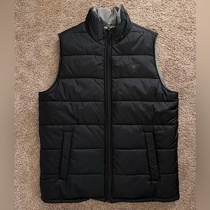 Ariat Mens Medium Puffer Vest-Reversible (Black/Gray). New without tags.